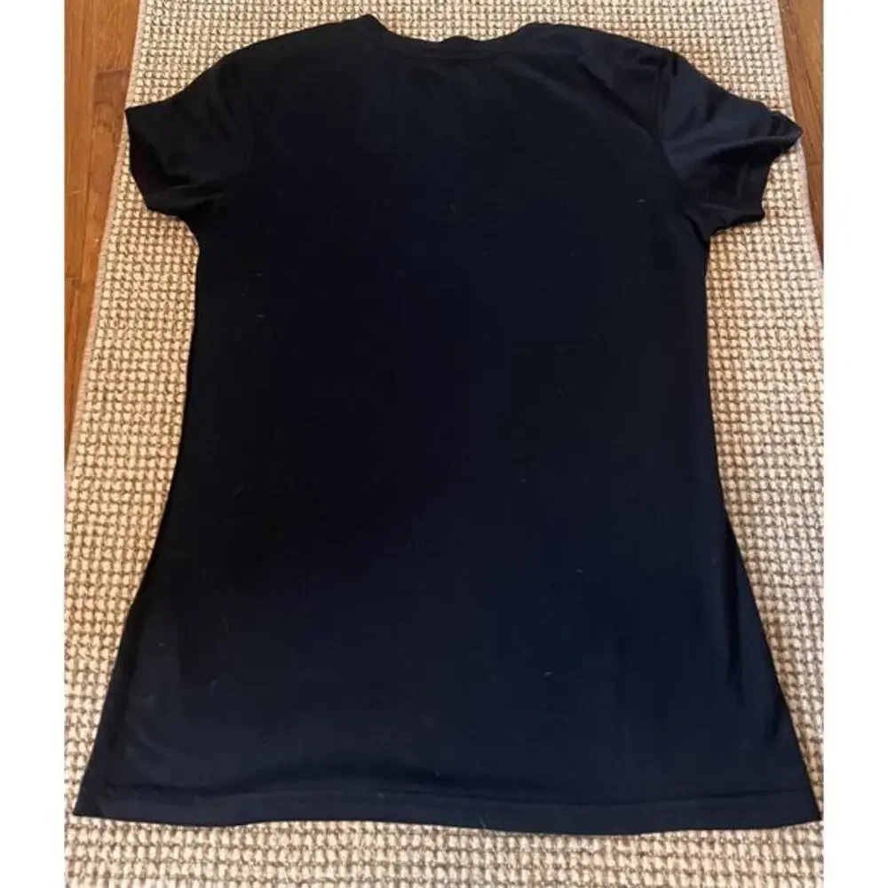 Nike Dri-FIT Moisture Wicking V-Neck Short Sleeve T-Shirt Black Women's S - Picture 2 of 3